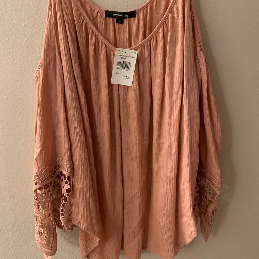 Brand New Crotchet Open Shoulder Summer Blouse 💕